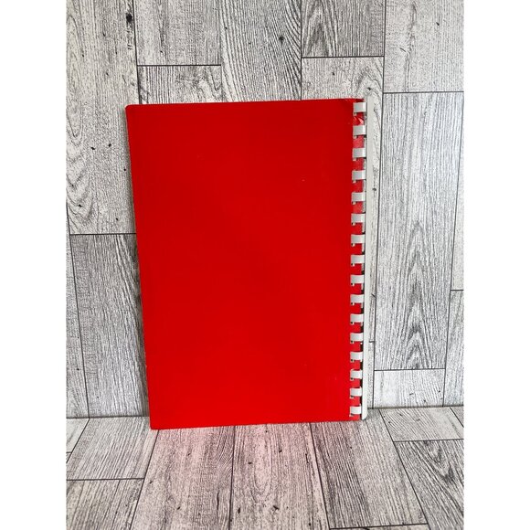 Christmas Favorites The Holiday Handbook Decorating Entertaining Recipes - Picture 2 of 9